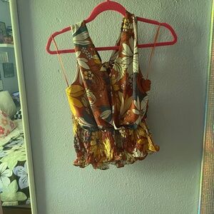 Sienna Sky Halter Top, Groovy vibes, Size L